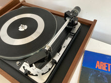 Load image into Gallery viewer, Fully restored DUAL 1009 SK (1968) turntable | 4-speed idler-drive in original “breadbox” case.
